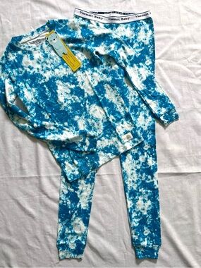 NWT Vaenait Baby Tie Dye Pajama Set
Blue Size 12 JM 150